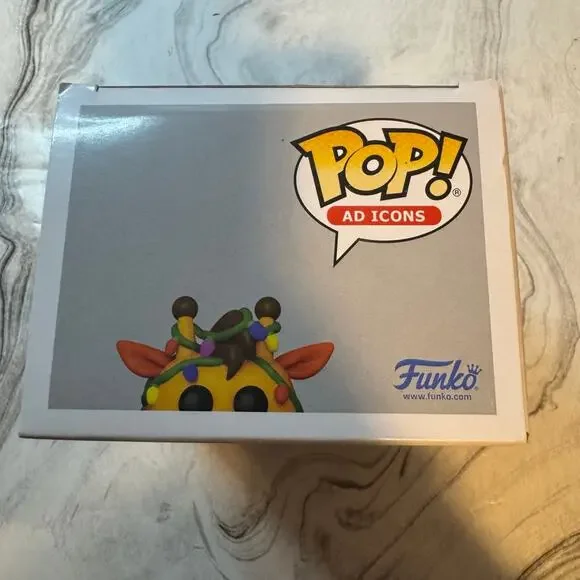 Geoffrey with Macys sweater Funko Pop 165 - Picture 6 of 8
